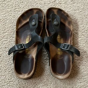 Birkenstock - Black Gizeh sandals size 38 (7.5)